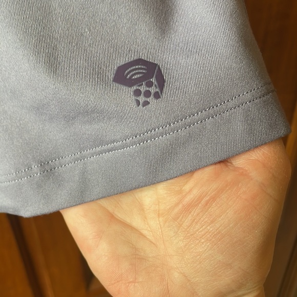 NWOT Ladies Lg Mountain Hardware hoodie - Picture 9 of 9